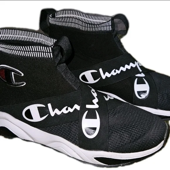 Champion Mens Black and White Crossiver Sneakers - Picture 1 of 12